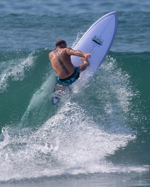 Big Boy Sting – Aipa Surf Company